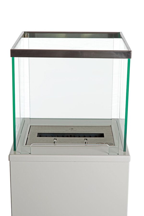 column_large_white_3